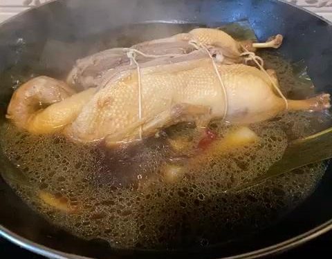 The Long Simmer (2 Hours at 200°F/95°C)