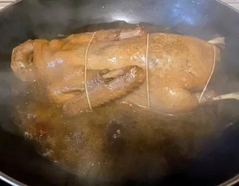 The Long Simmer (2 Hours at 200°F/95°C)
