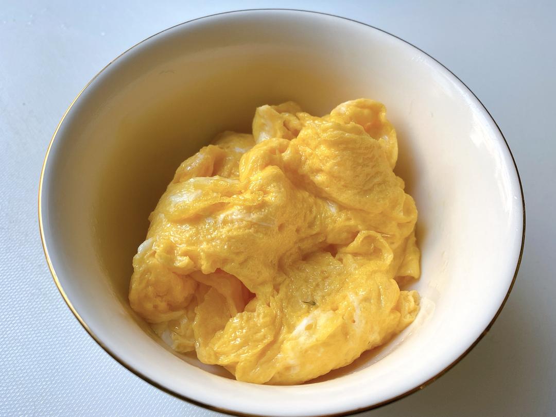 Scramble the Eggs (1–2 minutes)