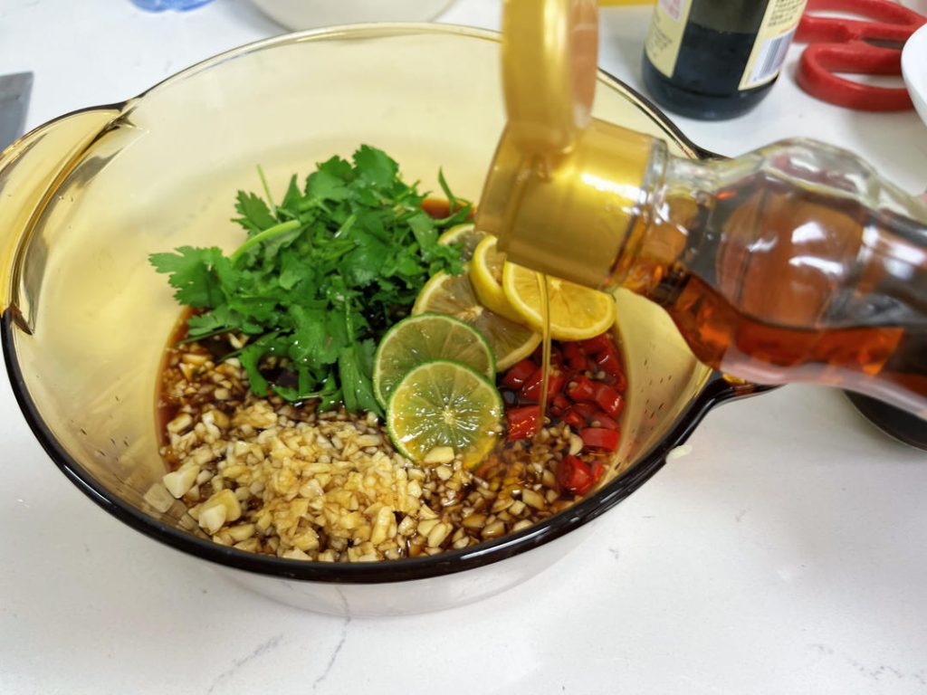 Create the Lao Zhi Marinade