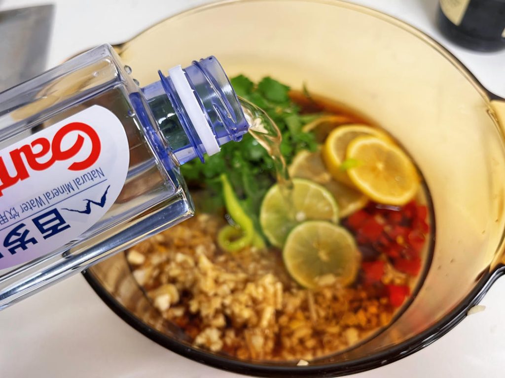 Create the Lao Zhi Marinade