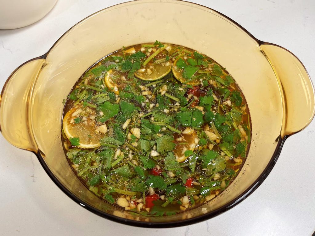 Create the Lao Zhi Marinade