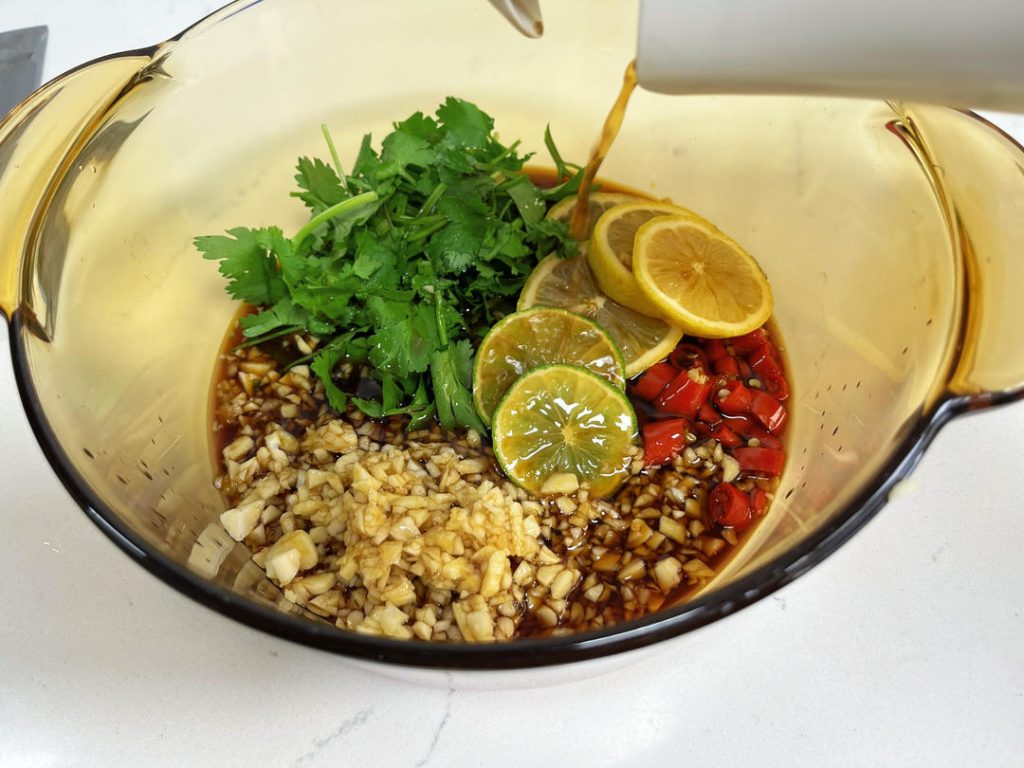 Create the Lao Zhi Marinade