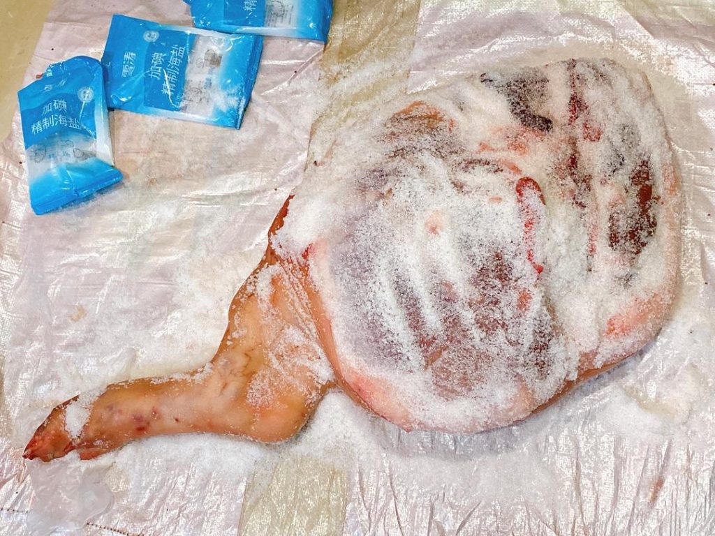 Step 1: The Salt Rub (Curing Phase)