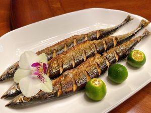 Serve: Once both sides are golden and the internal temperature reaches 145°F (63°C), remove from the pan. Squeeze fresh calamansi or lemon juice over the top before serving.