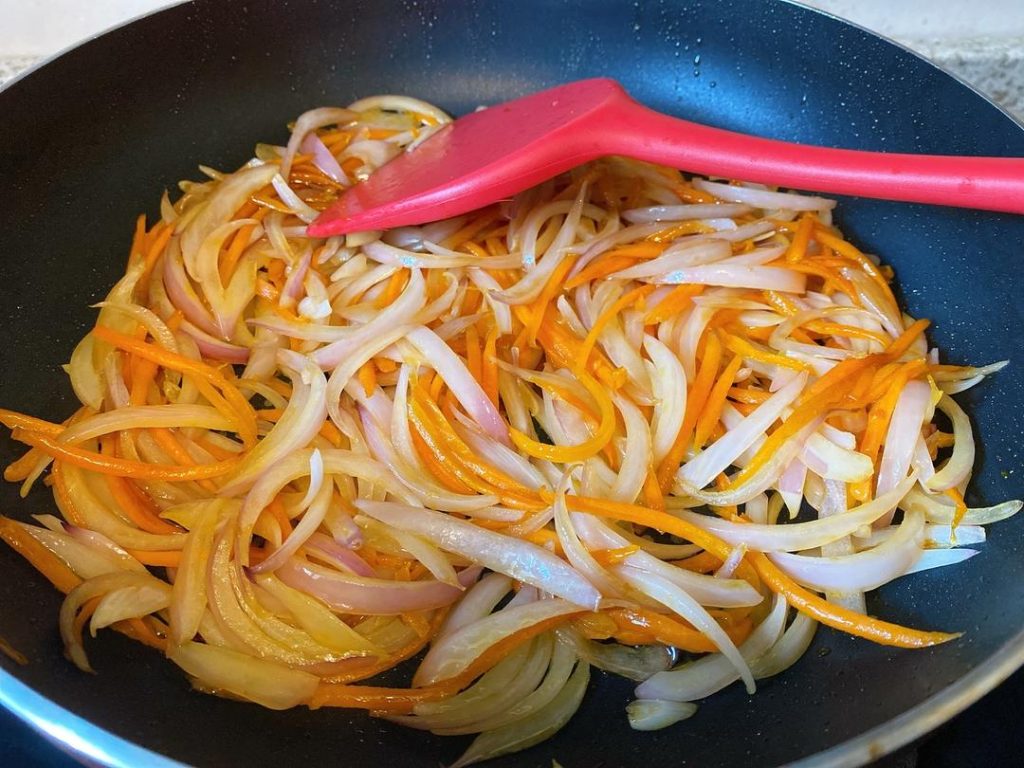 Season the Vegetables: Sprinkle in the 1/4 tsp of salt and add the 1 tbsp of oyster sauce. Stir quickly to coat the vegetables evenly. Because the onion is naturally sweet, you do not need heavy seasonings.