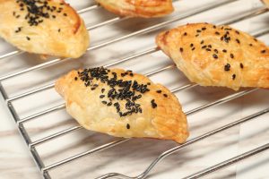 Easy Durian Puffs