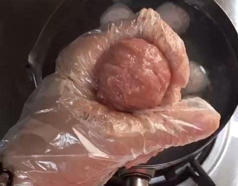 Shaping the Meatballs
