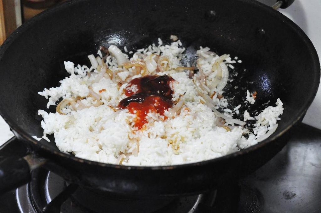 Add Rice and Sauces