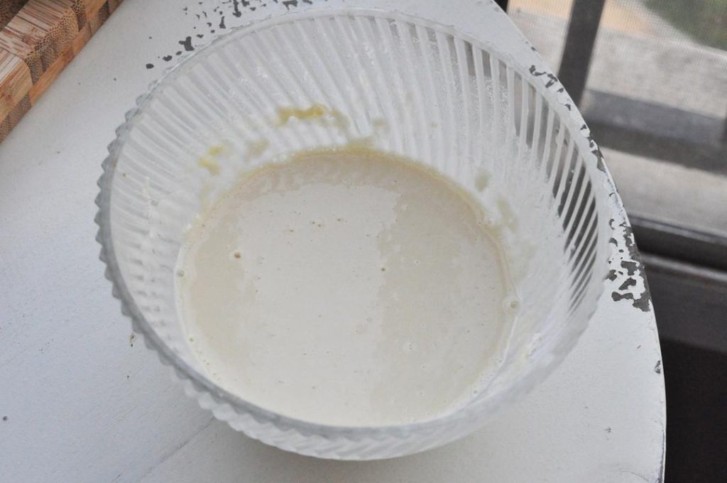 Mix the Batter: In a bowl, combine the high-gluten flour and corn flour. Gradually add water while whisking until smooth. Let it rest for 10-15 minutes to allow the gluten to relax.