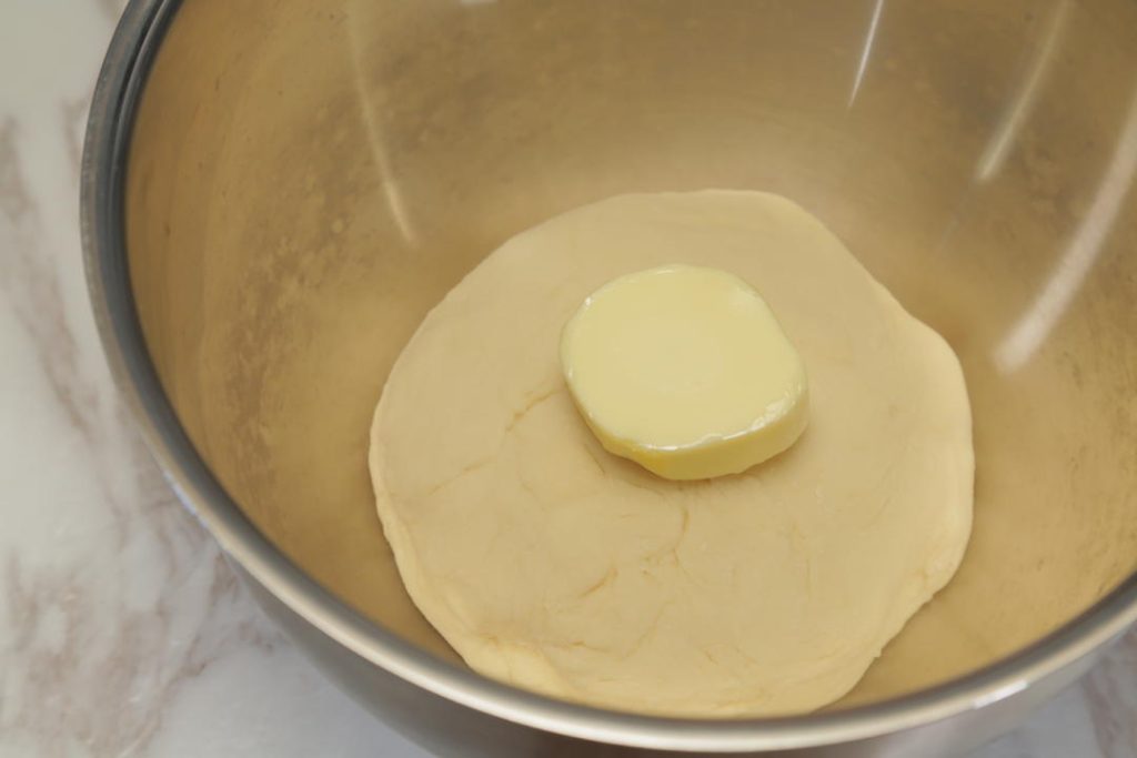 Initial Knead & Butter Incorporation