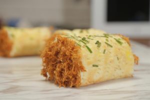 Pork Floss Buns (Meat Floss Rolls / 肉松卷)