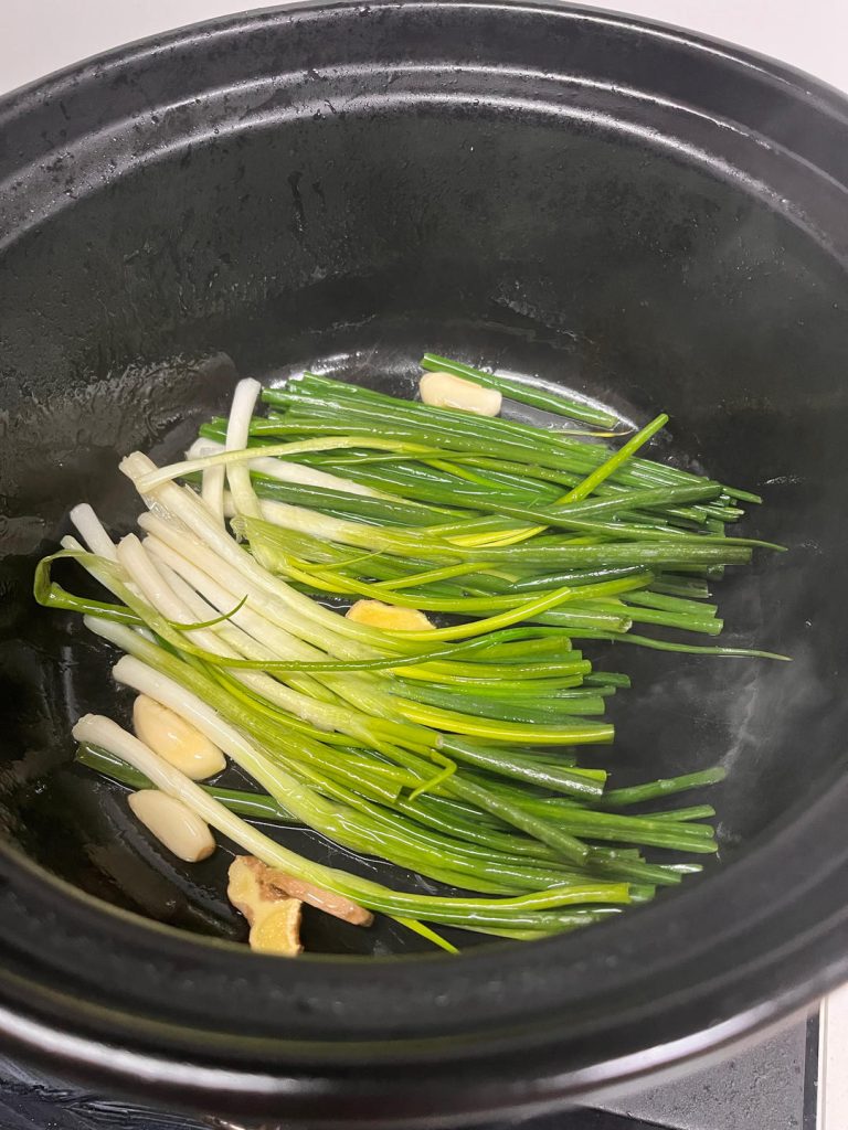 Build the Aromatic Bed