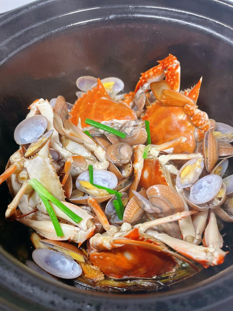Scallion Seafood Pot