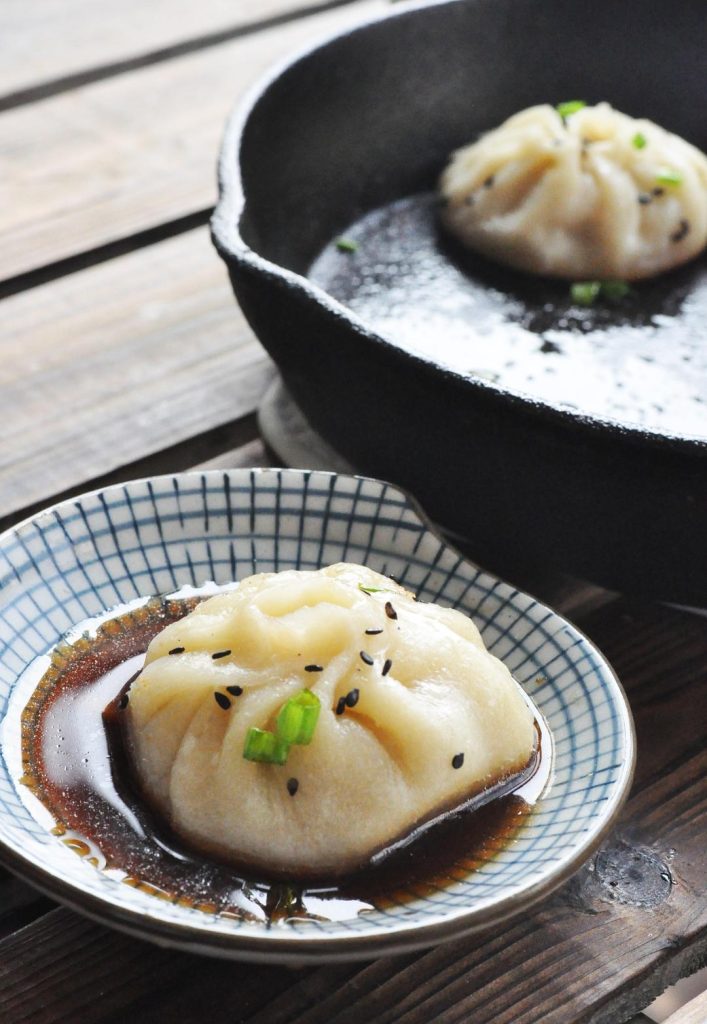 Sheng Jian Bao (Shanghai Pan-Fried Pork Buns)