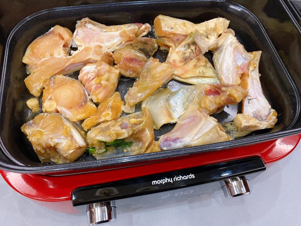 Golden Crust
Let the fish sear undisturbed for 4-5 minutes until the bottom is a deep golden brown. Carefully flip and sear the other side for another 3-4 minutes. Once golden on both sides, gently remove the fish chunks to a plate and set aside.