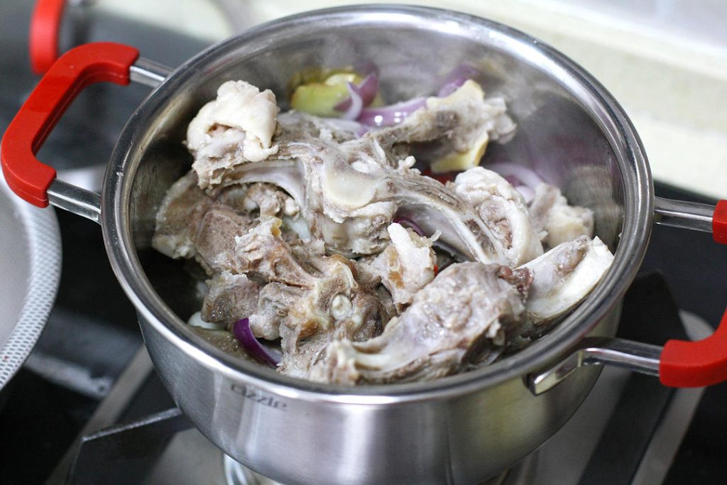 Fry the Lamb and Sauces