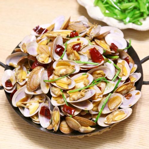 Spicy Stir-Fried Clams