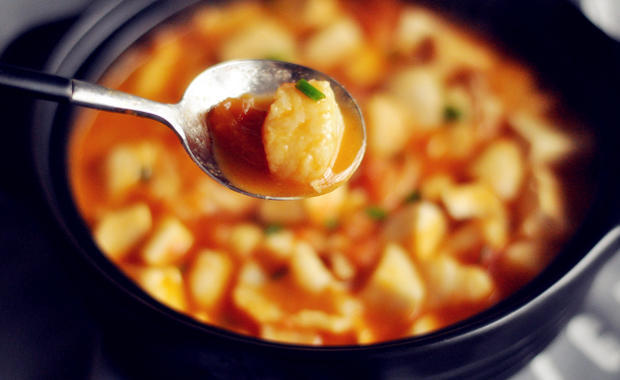 Tomato Fish and Tofu Stew (Long Li Yu Dou Fu Bao)