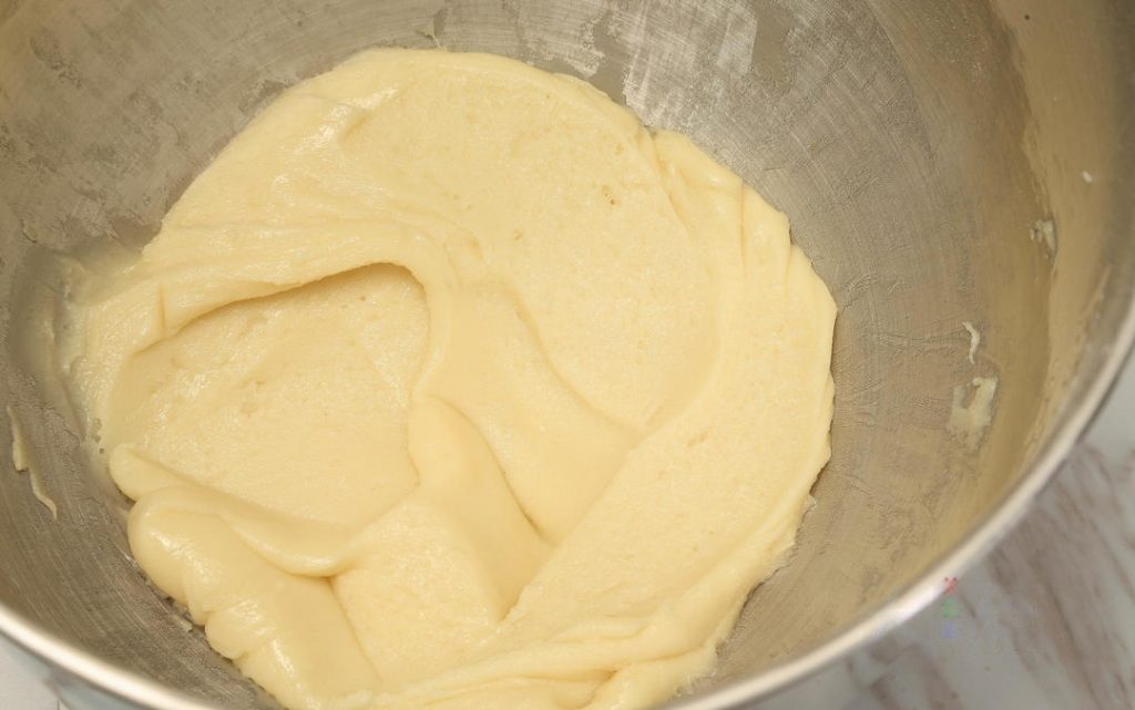 Form the Dough (The "Fold" Technique)