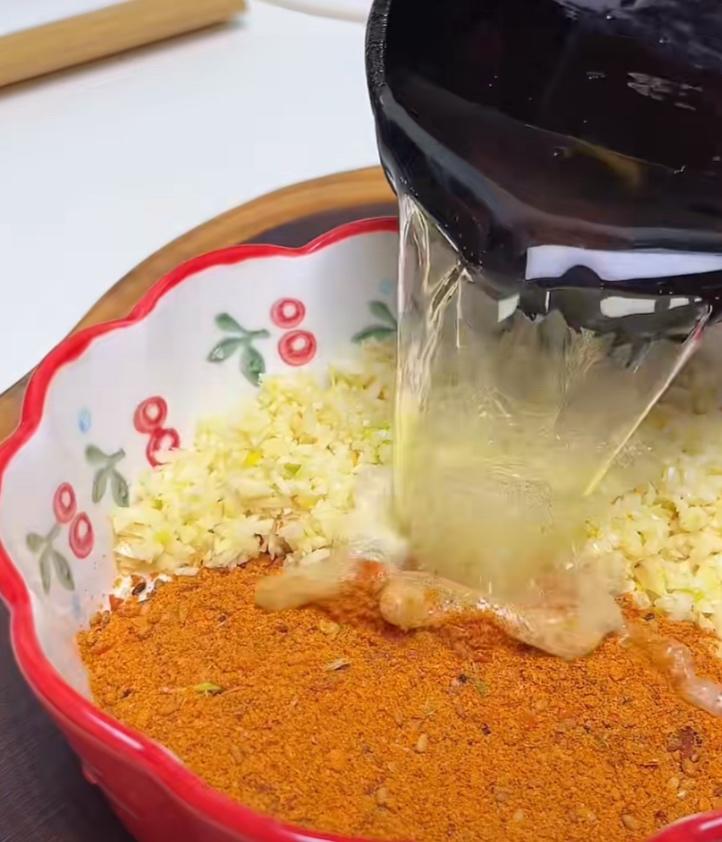 Bloom the Spices (2-3 minutes)
