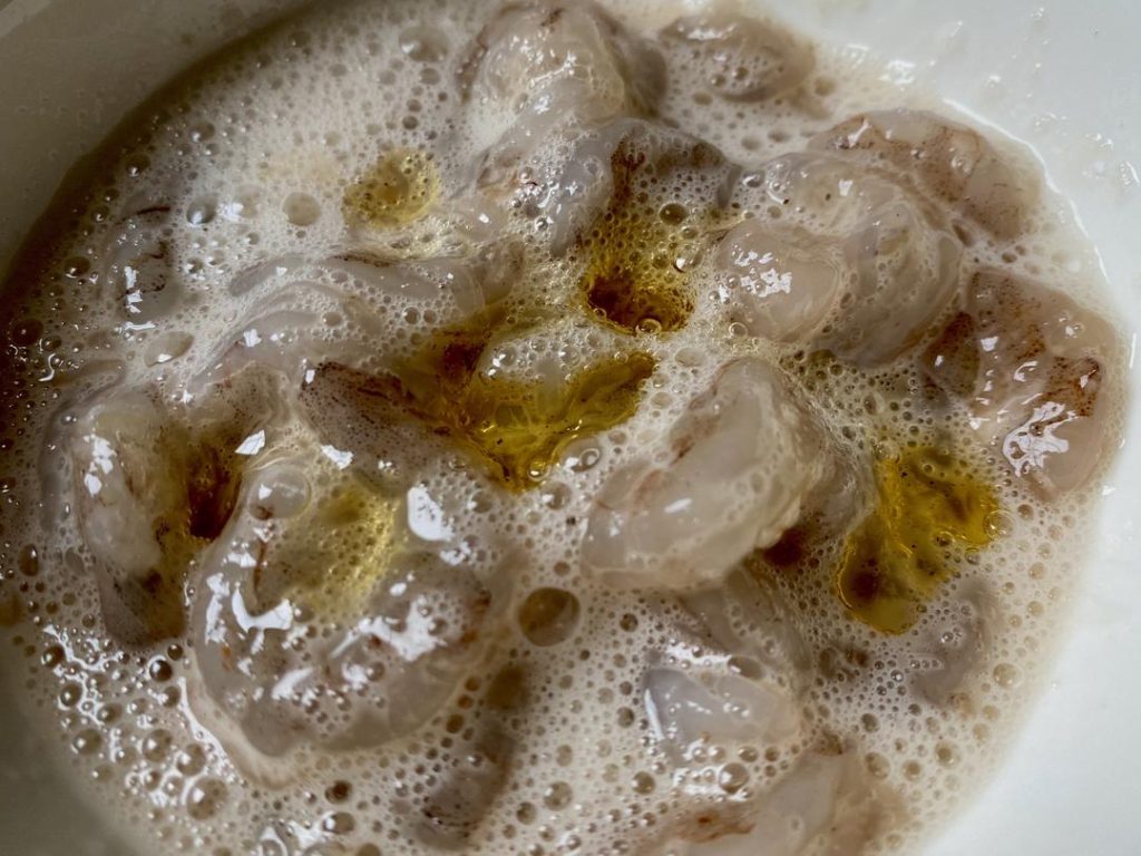 Marinate the Shrimp (15 minutes)