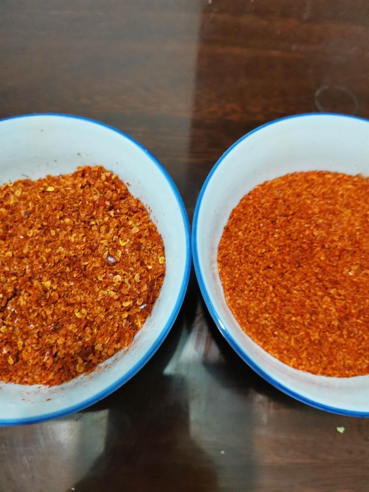 Prepare the Chili: Mix your coarse and fine chili powders together in a bowl so they are ready to be incorporated quickly.