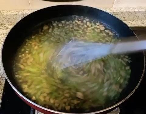 Thicken the Soup (1 Minute)