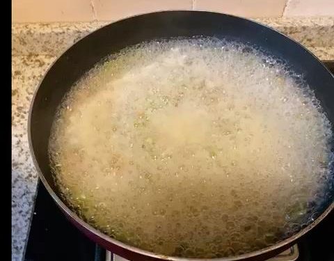 Add the Egg White Ribbons (30 Seconds)