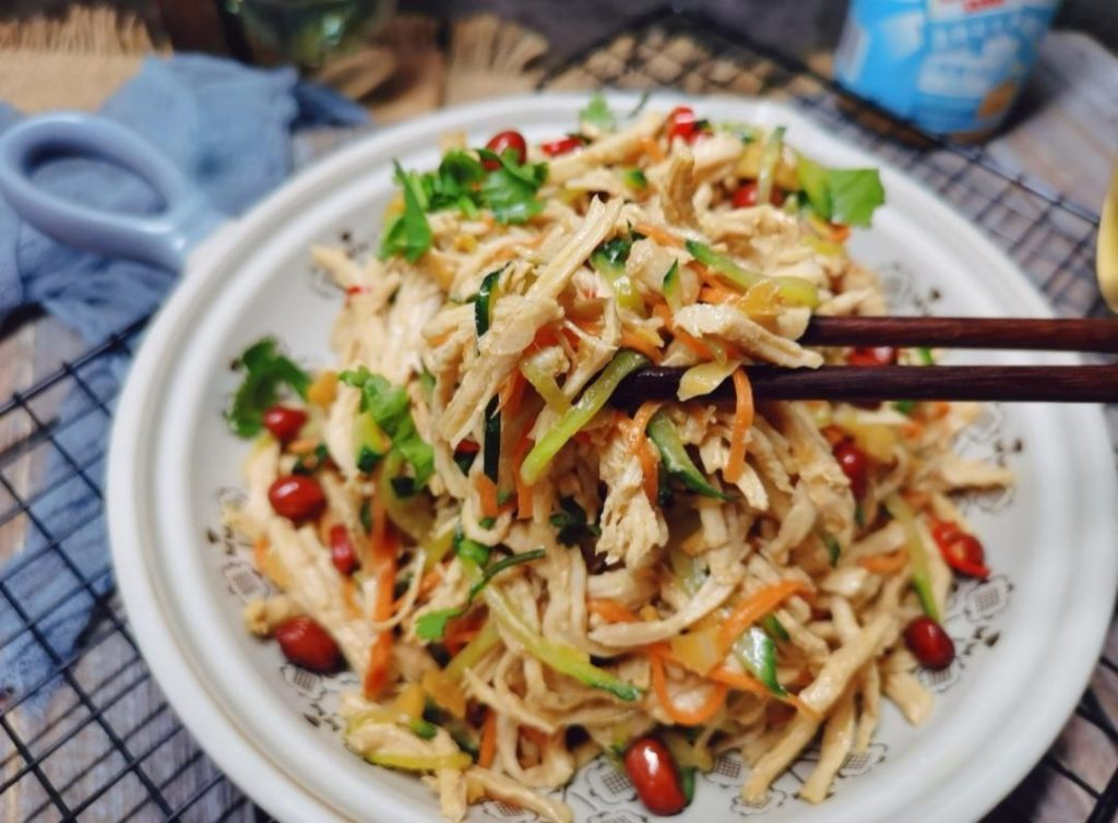 Creamy Cold Shredded Chicken