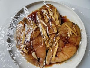 Marinate the Fish (30 mins)