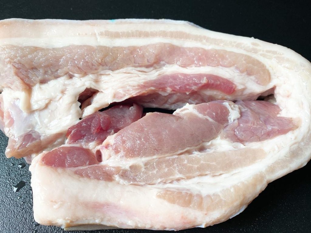 1.1 lbs (500g) Pork Belly