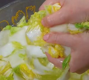 Washing and Squeezing (5 Minutes)