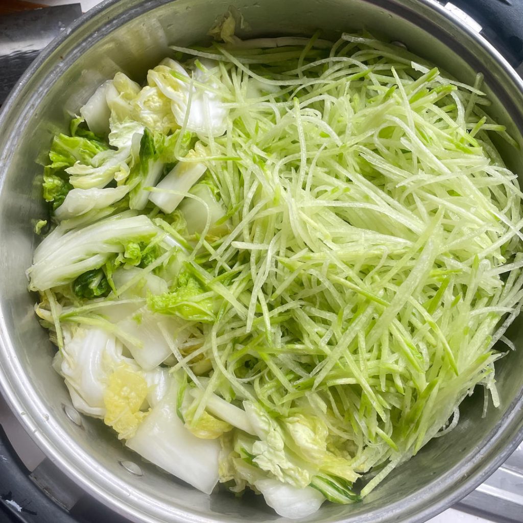 Assembling and Mixing (10 Minutes)
