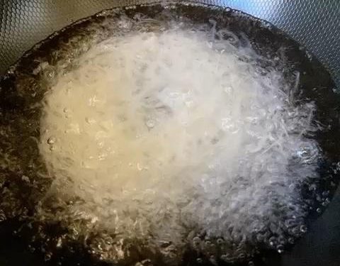 The "Tan" Noodle Secret (Crucial Step)
