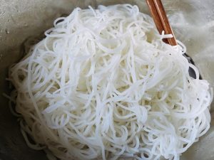 The "Tan" Noodle Secret (Crucial Step)