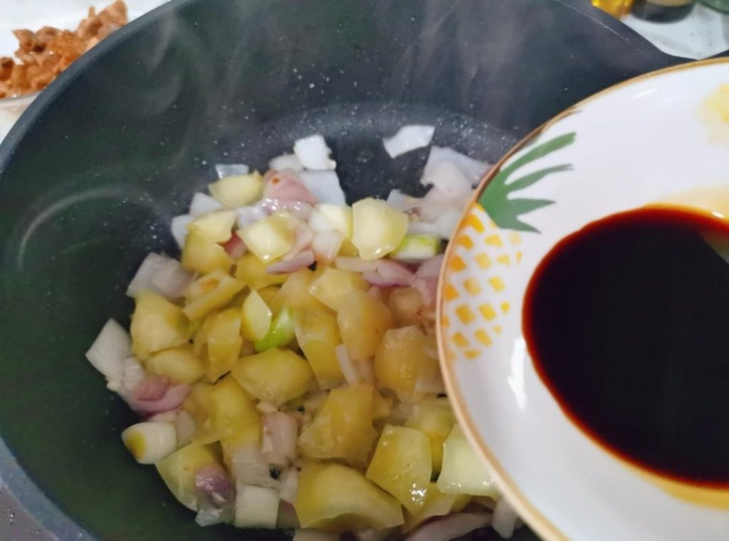 Step 3: Braise the Vegetables (6 minutes)
