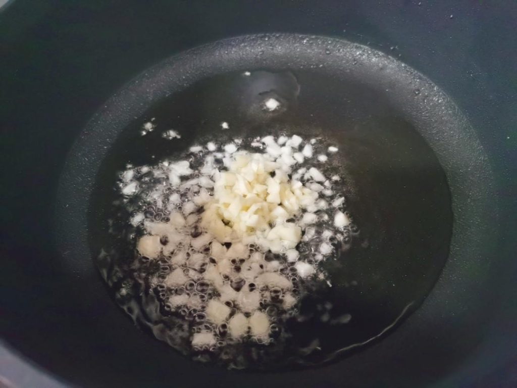 Step 2: Sauté Aromatics and Vegetables (3 minutes)
