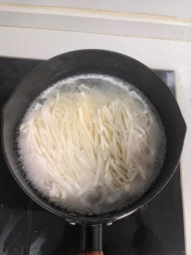 why is my lo mein sticky