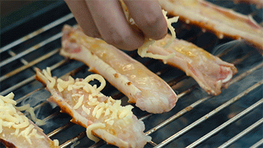 Cheesy Butter Grilled Crab Legs
