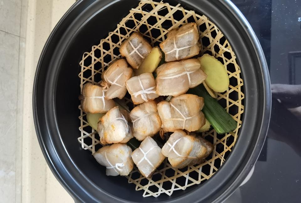 Step 6: Arrange the Pork