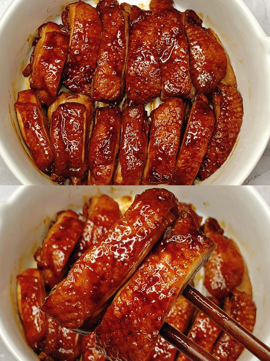Finished teriyaki chicken sliced and ready to serve