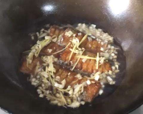 Add a small splash of water and simmer until the sauce reduces