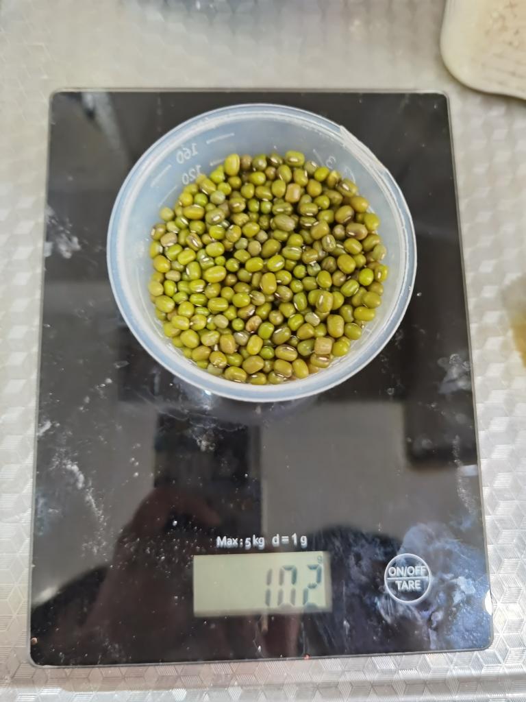 One cup of mung beans