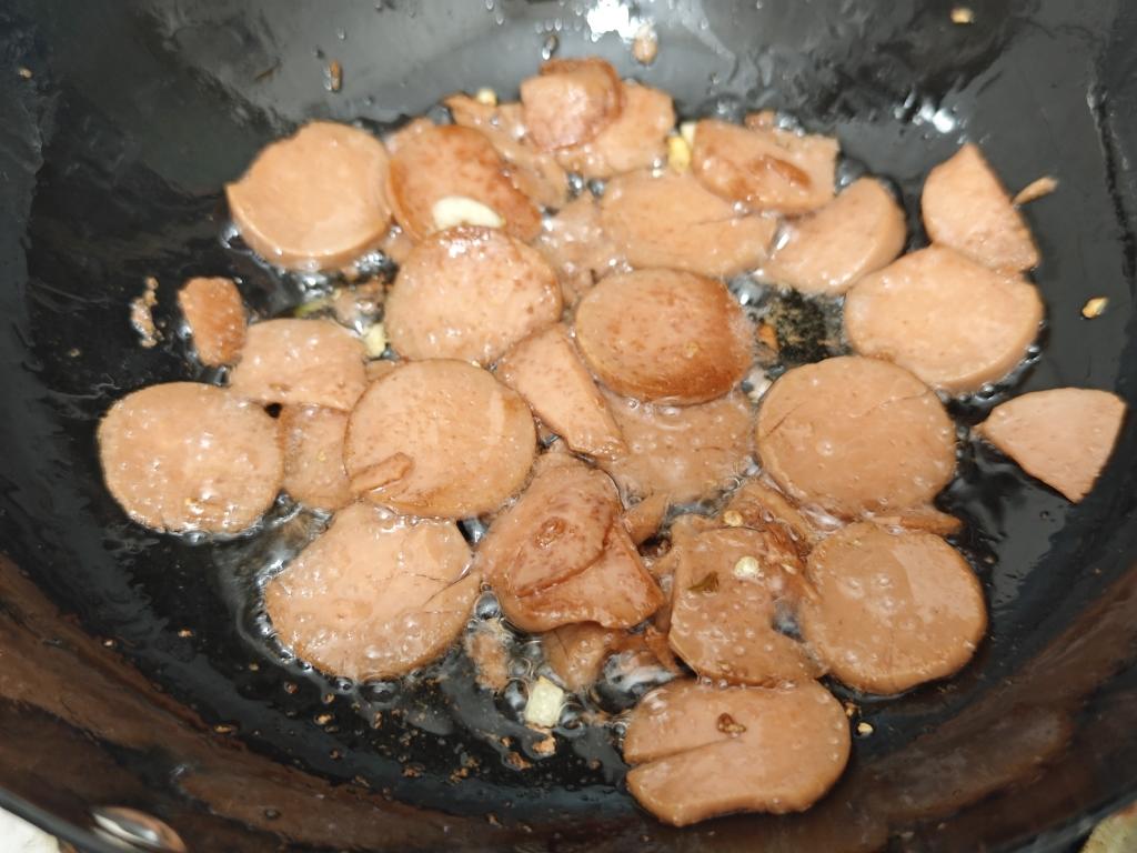 Pan-fry until fragrant