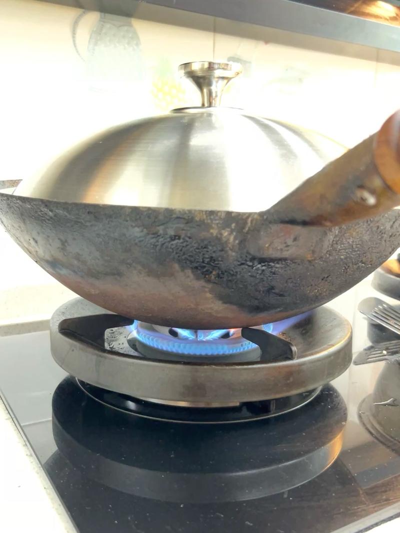 Cover the wok and braise over medium-high heat for 8 to 10 minutes.