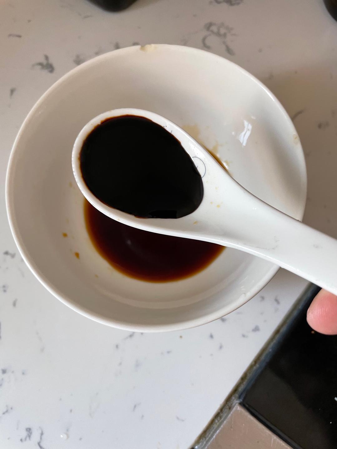 2 spoons light soy sauce