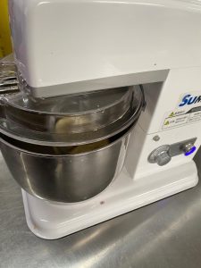 Mix the flour, egg, water, and softened butter into a dough. Cover with plastic wrap and let it rest at room temperature for about 15 minutes so the gluten relaxes and the dough rolls out without snapping back.
