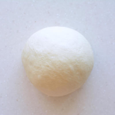 Knead all ingredients except the colorings and butter for about 10 minutes, add the butter, then divide into 252 g, 190 g and 130 g portions.