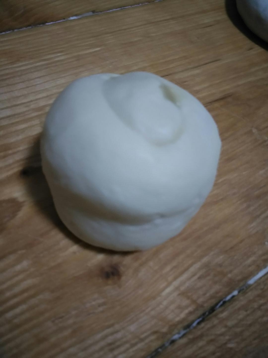 Stand the dough piece upright